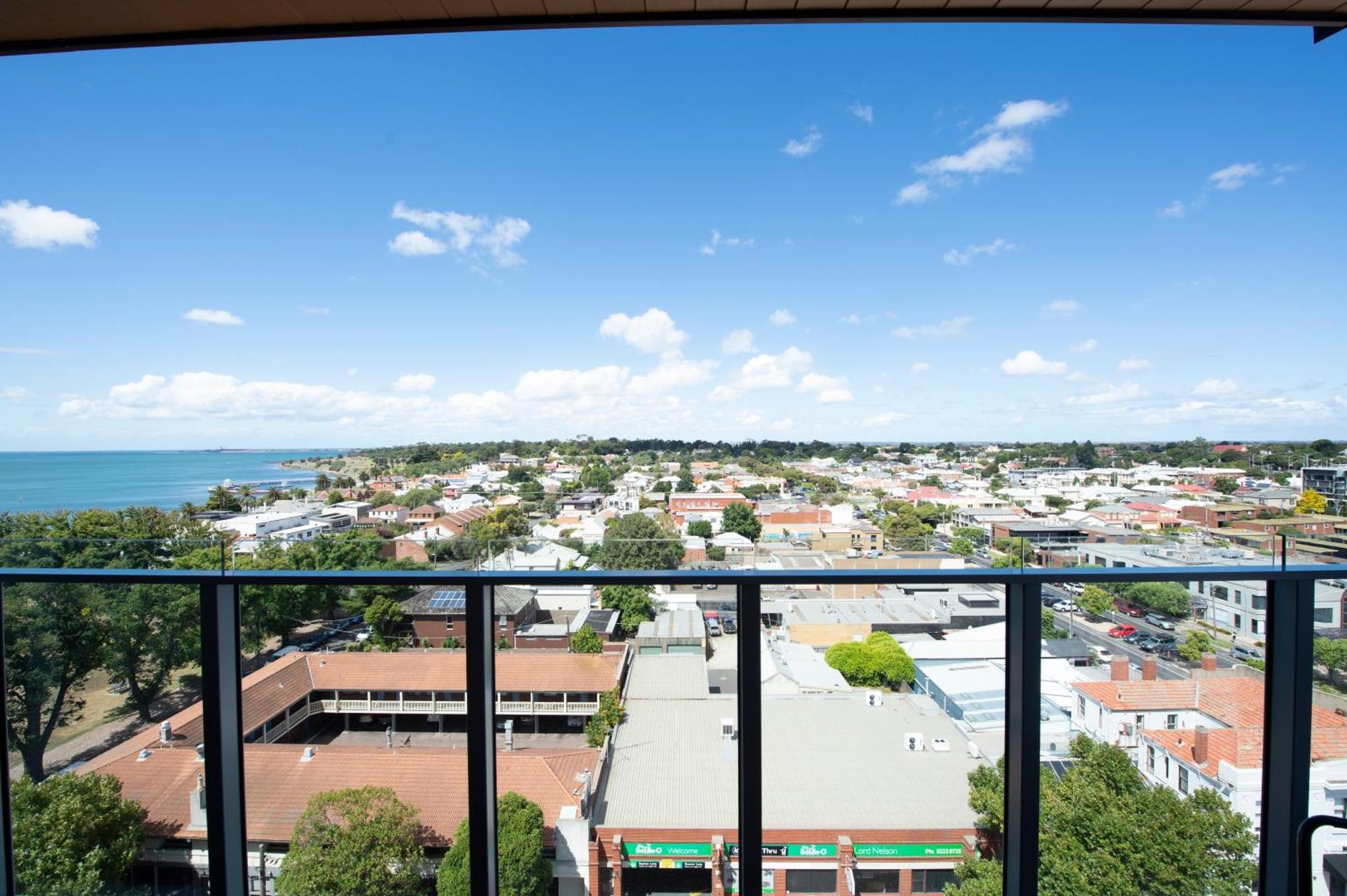 Oaks R Suites Geelong Room photo